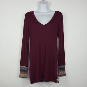 BKE Long Sleeve Medium from The Buckle Store